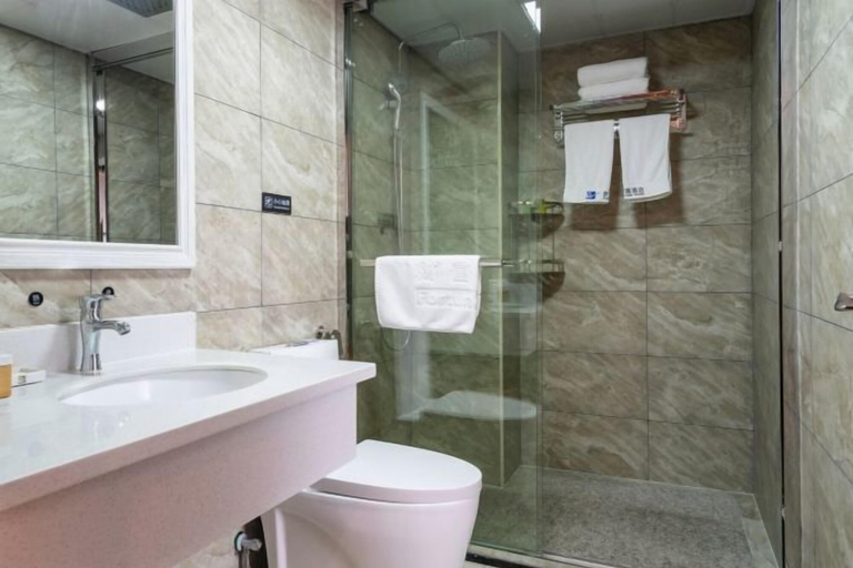 Bathroom 4, Fortune Hotel, Sanming