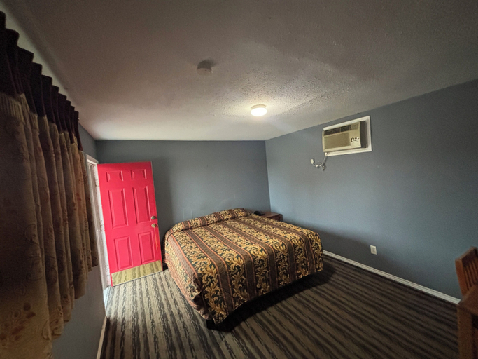 Room 5, Hiway Inn, Houston