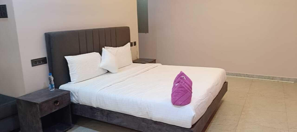 Room 4, Anand Vihar Hotel, East Godavari
