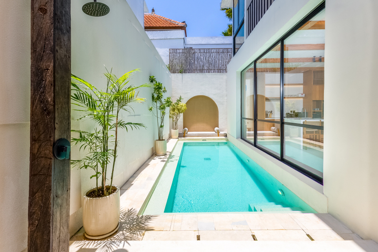 Others 5, Villa Tin, Badung