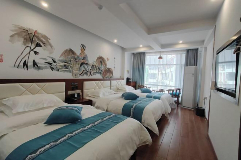 Bedroom, Mengxiyuan Resort Hotel, Zhangjiajie