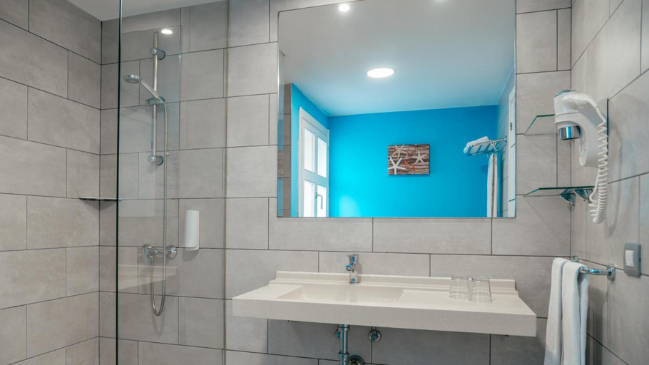 Bathroom 5, Labranda Bahia de Lobos, Las Palmas