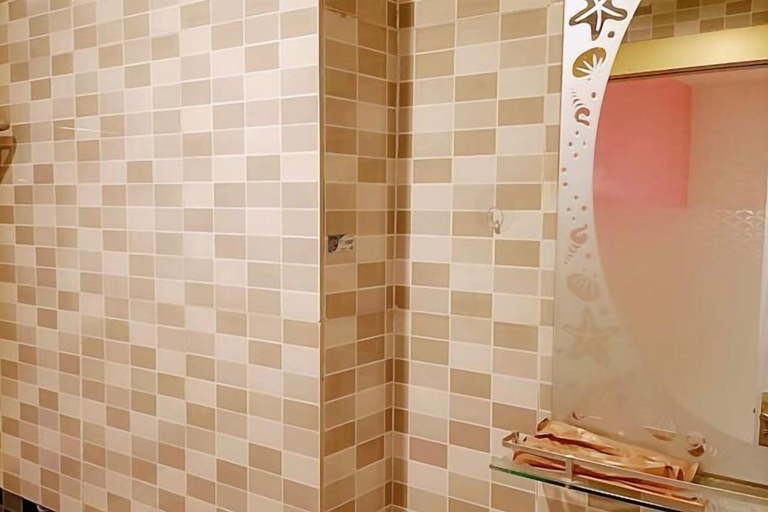 Bathroom 3, Longxiang Hotel, Zhuhai