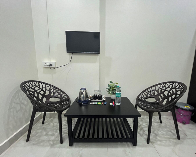 Dining, Panduranga Elite, Uttara Kannada