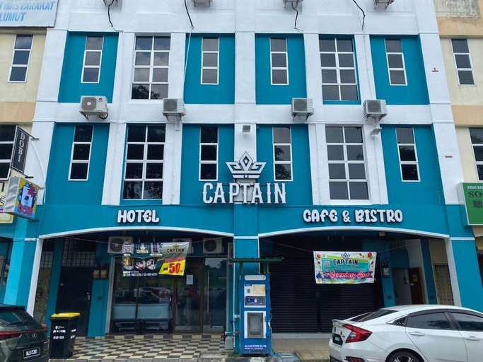 Exterior & Views