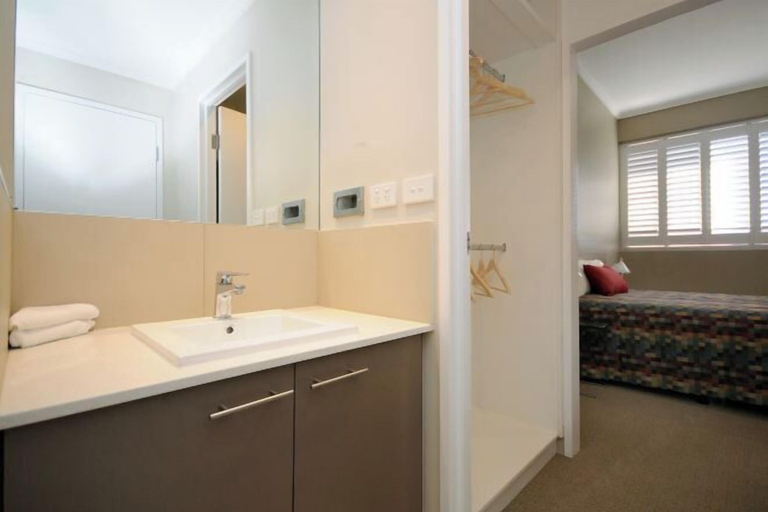 Bathroom, Laguna Serviced Apartments, Toowoomba - Central
