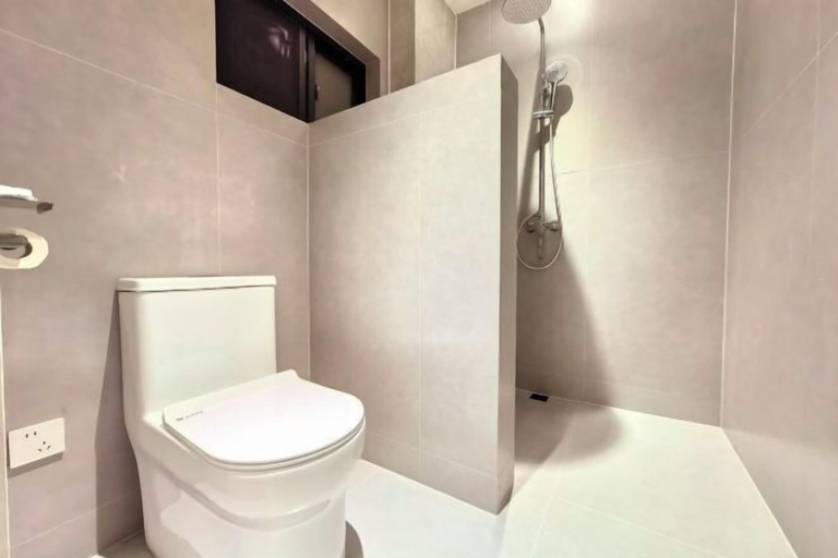 Bathroom 3, Hecha Kanyun Lake View Inn, Dali Bai