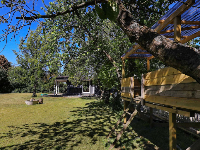 Others 5, 8 Person Holiday Home in Tranekaer, Langeland