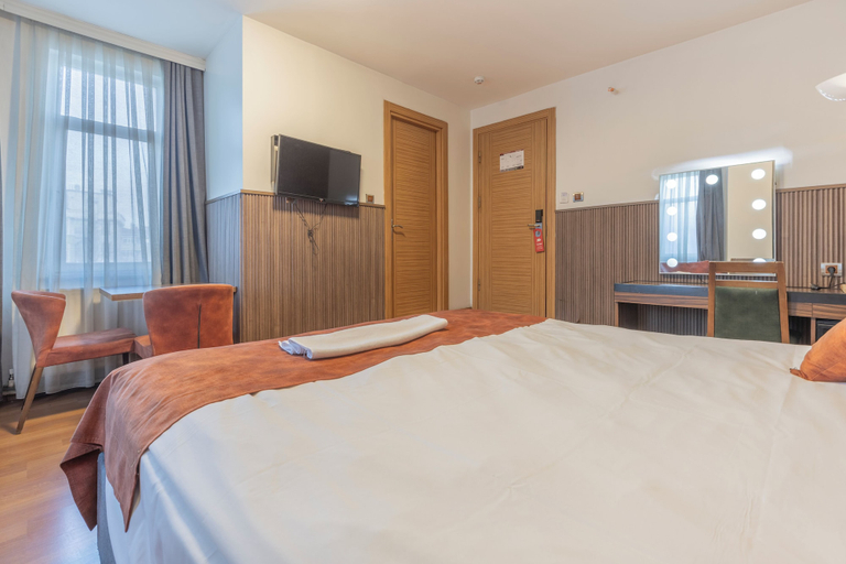 Bedroom 4, Atabay Otel, Bakırköy