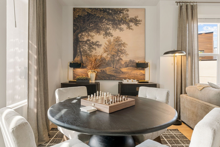 Dining 3, Isle Be Back 6 Bedroom Townhouse, Washington
