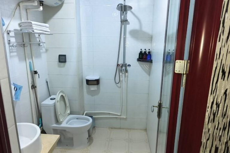 Bathroom 3, jujia lianhe jiudian, Baoding