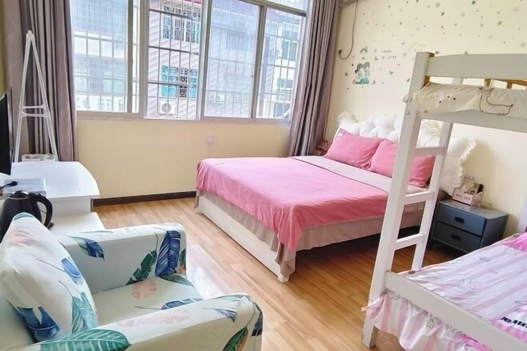 Bedroom 3, Music & Stories Youth Hostel, Qiannan Buyei and Miao