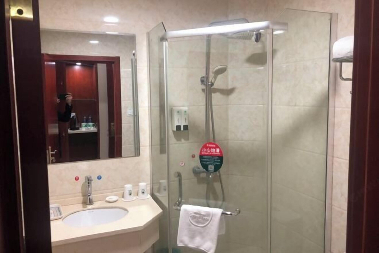 Bathroom 3, Anyi Hotel, Nantong