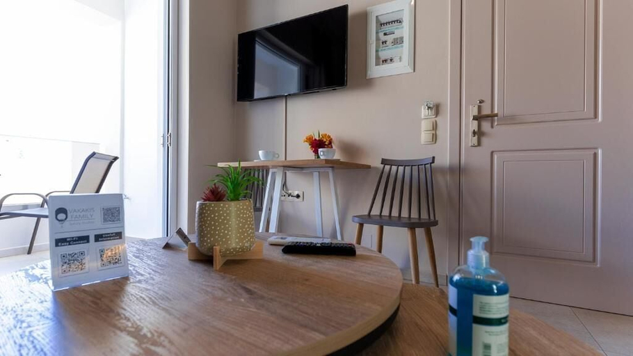 Interior 5, Vakakis Family Luxury Studios, Crete