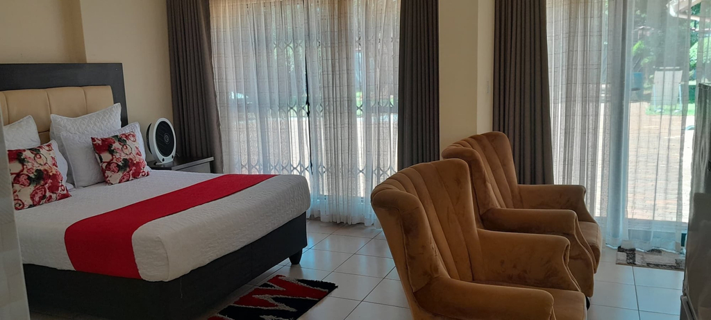 Room 2, The Village Cottages, Harare