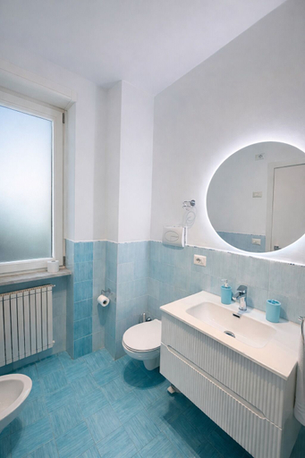 Bathroom 4, Vomerooms, Napoli