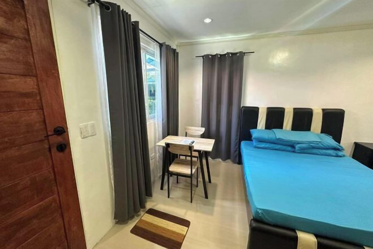 Room 4, Cozy Studio Type unit w/ TV, Wifi, hotshower & ref, Cotabato City