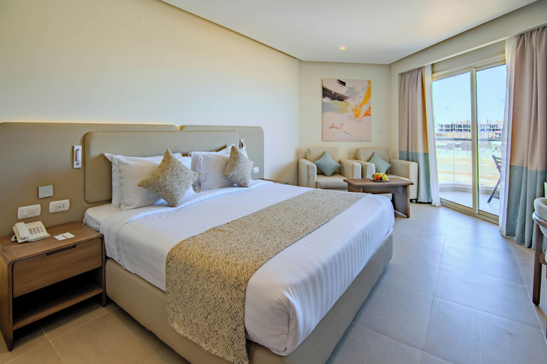 Bedroom 3, SUNRISE Alora Aqua Park Resort, Al-Ghurdaqah