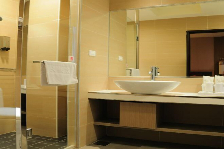 Bathroom 2, Alishan Gou Hotel, Chiayi County