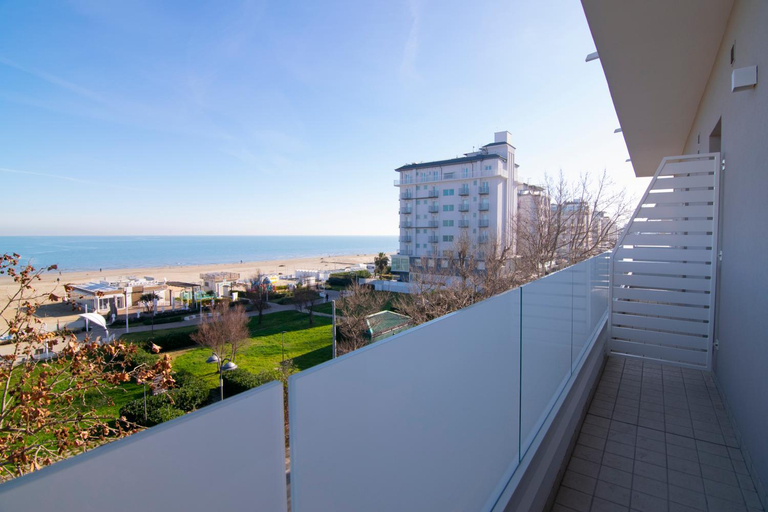 Others 5, Residence Flow-R, Rimini