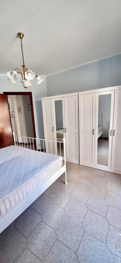 Room 5, Alba Sul Mare Apartments, Messina