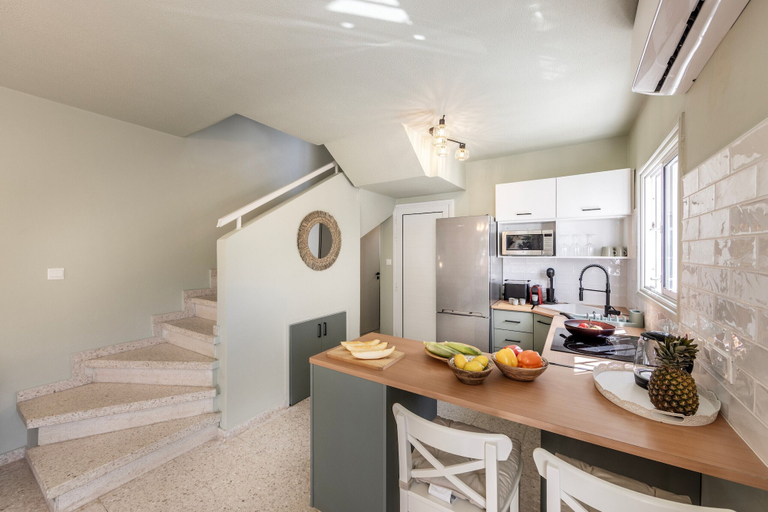 Private kitchen 5, Laranca Oneiro Seaside Villa, Larnaca