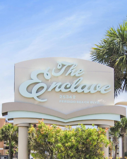 Room 5, Enclave 401 Beachfront Tennis Stunning Views, Baldwin
