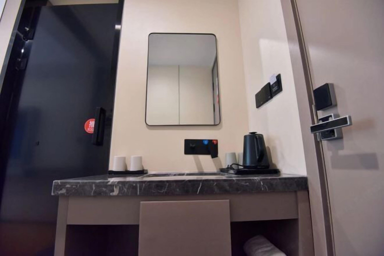 Bathroom 3, Jin Jiang Hotel, Wenzhou