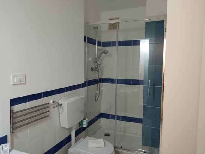 Bathroom 3, Villa Aurea, Ragusa