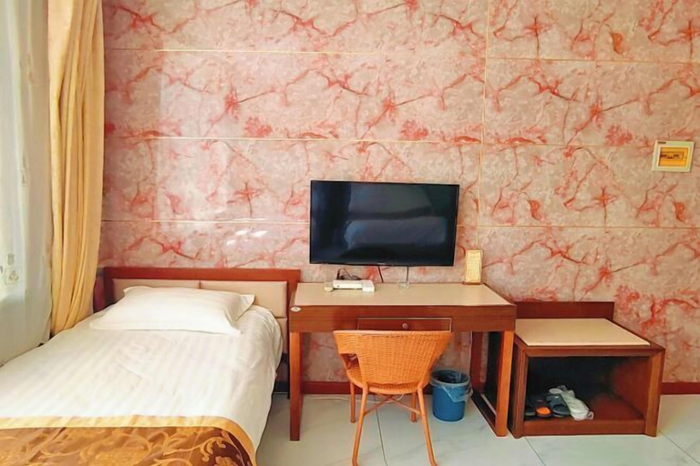 Bedroom 3, Chenbaerhuqi Donkey Camp Outdoor Hotel, Hulunbuir