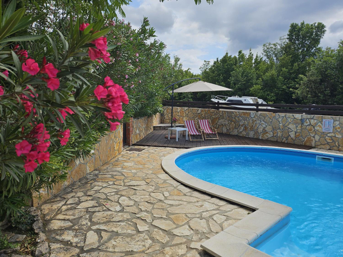 Sport & Beauty 2, Sunny Pool Apartments, Jasenice