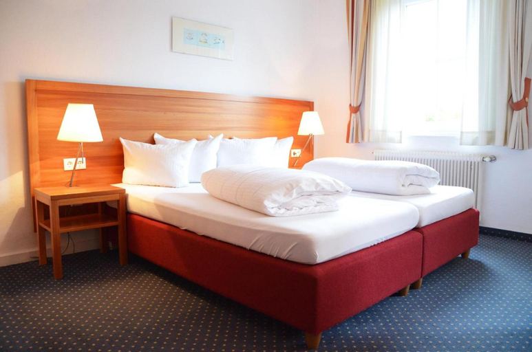 Bedroom 2, Seehotel Schlick, Salzburg Umgebung
