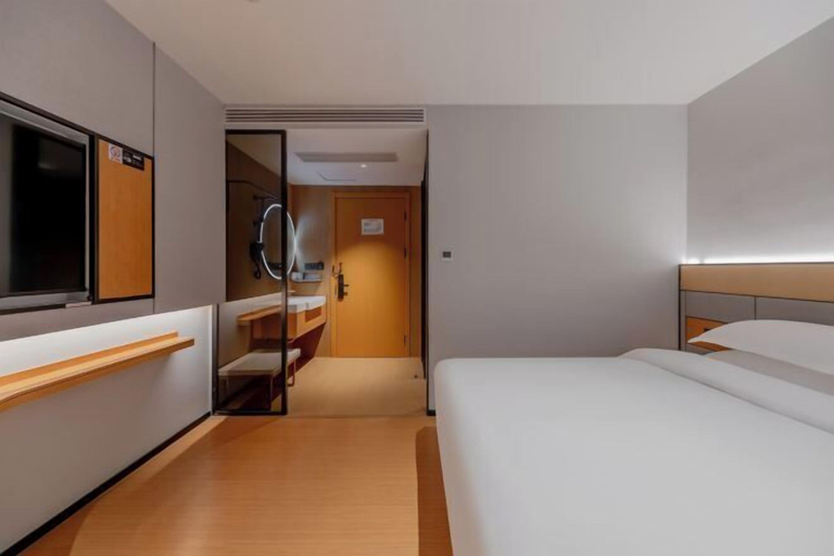 Bedroom 3, 8 Days Hotel (Minhang Jiaotong University Branch), Shanghai