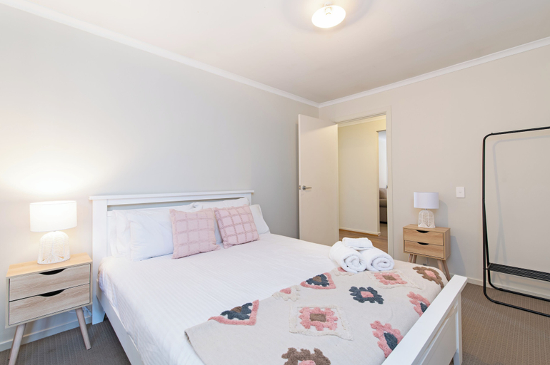 Room 2, Family Home for a Fiesta, Adelaide