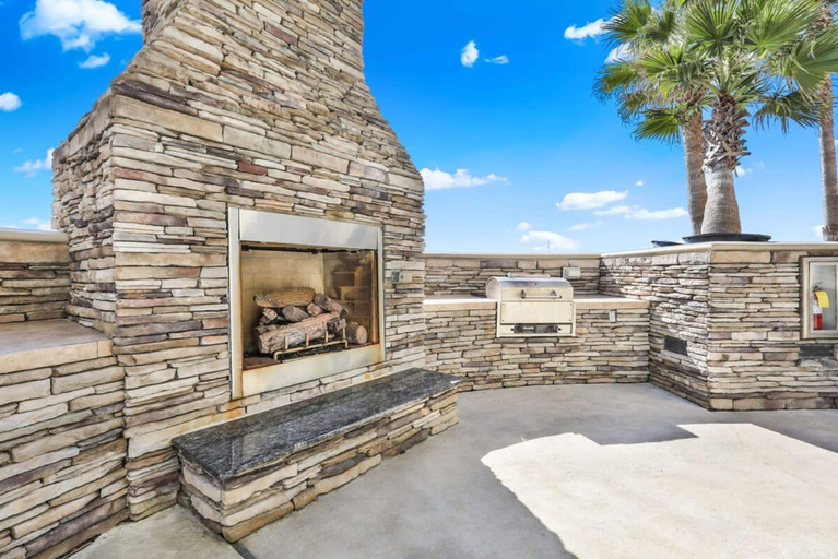 Room 3, Beachfront Escape Sleeps 10 Incredible Views, Baldwin
