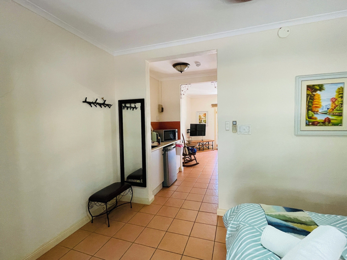 Bedroom 3, Villa Provence, Cessnock
