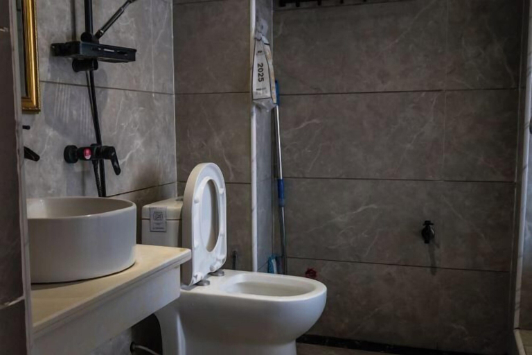 Bathroom, Dongxing Chengfeng Hotel, Fangchenggang