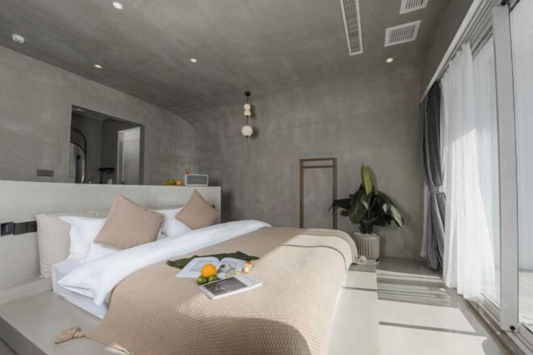 Room 5, Mandi Lake View Inn, Dali Bai