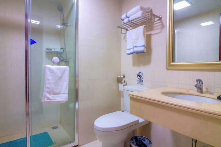 Bathroom 5, Huaji Apartment Hostel (Pazhou Complex), Guangzhou