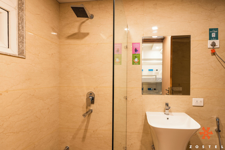 Bathroom 5, Zostel Noida, Gautam Buddha Nagar