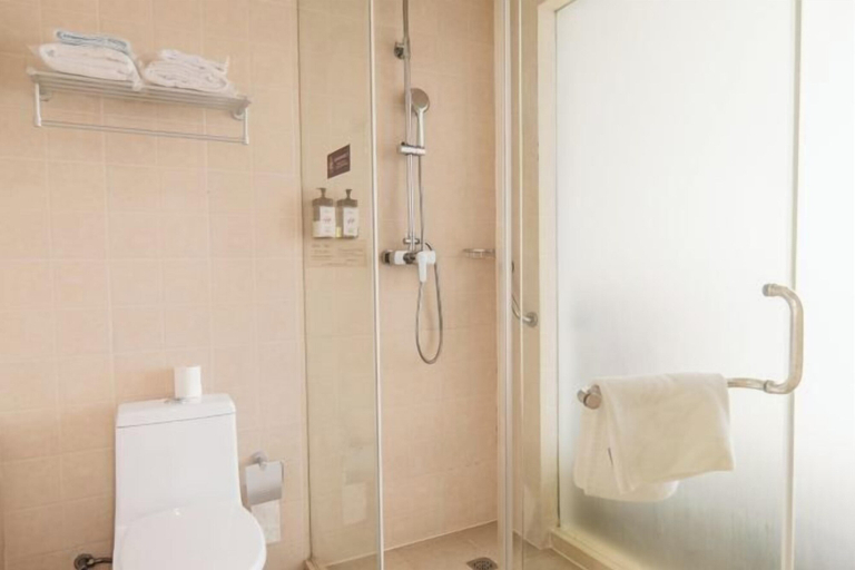 Bathroom 4, Jinjiang Inn Style (Jiaxing Tanghui Yuehe Scenic Hotel ), Jiaxing