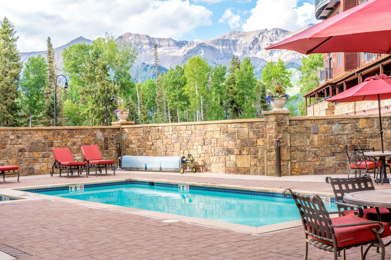 Pool 4, Bear Creek Lodge 109b 1 Bedroom Hotel Room, San Miguel