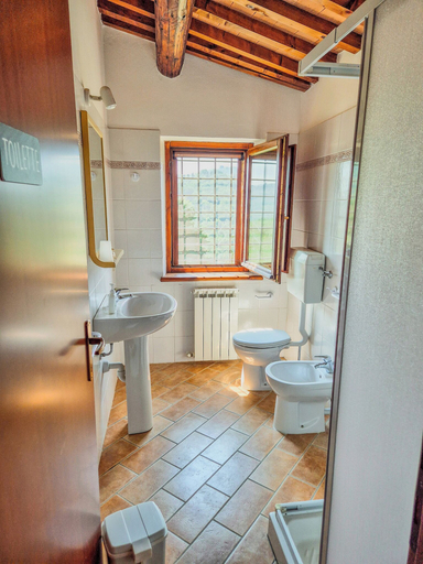 Bathroom 2, La Casa Monte Oliveto, Perugia