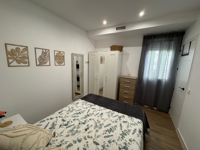 Room 2, Secunda Romana, Córdoba