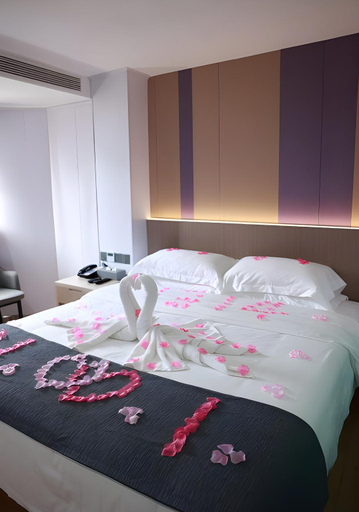 Bedroom, 7 Days Inn Shenzhen Huaqiang Science Museum Metro Station, Shenzhen