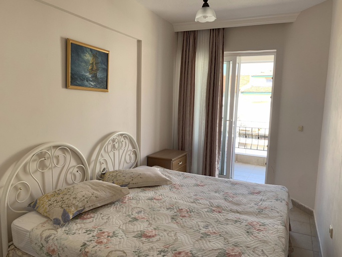 Bedroom 3, CIZMECI APART HOTEL, Çeşme