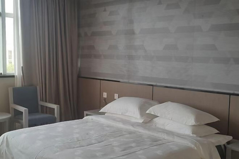 Bedroom 3, Baolong Furui Hotel, Changzhou
