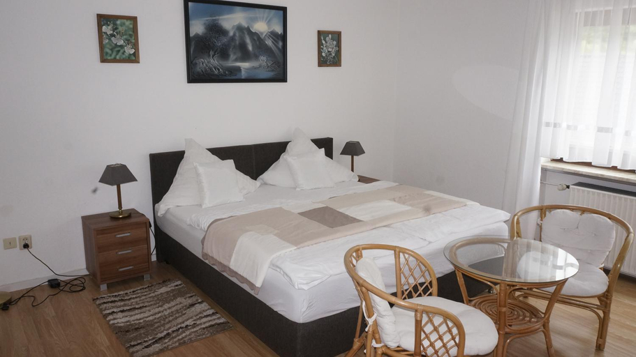 Bedroom 2, Landhotel und Restaurant Haus Steffens bei Calpas, Rhein-Sieg-Kreis