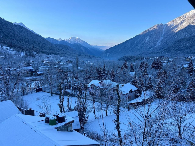 Miscellaneous, The Riviera Hotel Pahalgam, Anantnag