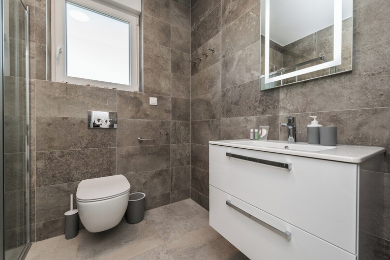 Bathroom 4, Pool apartments Villa Meteorite, Novalja